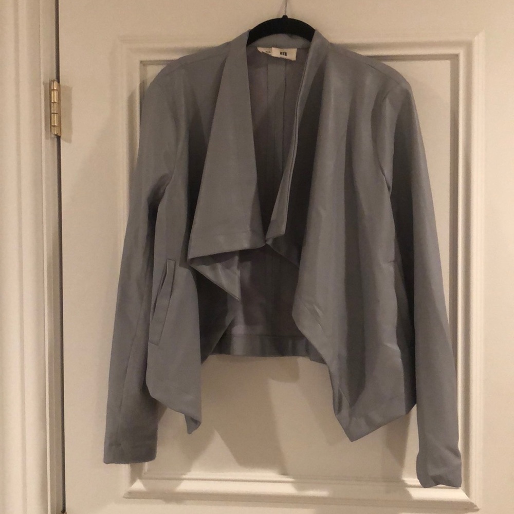 Beautiful grey BB Dakota jacket